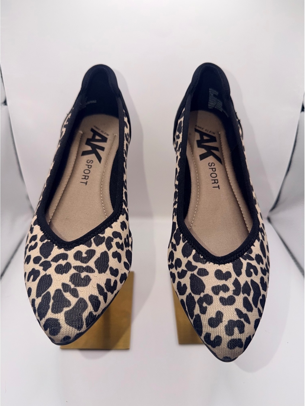 Anne Klein leopard print flats